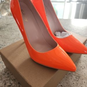 Sz 10 Elisabet Tang stilettos brand new never worn